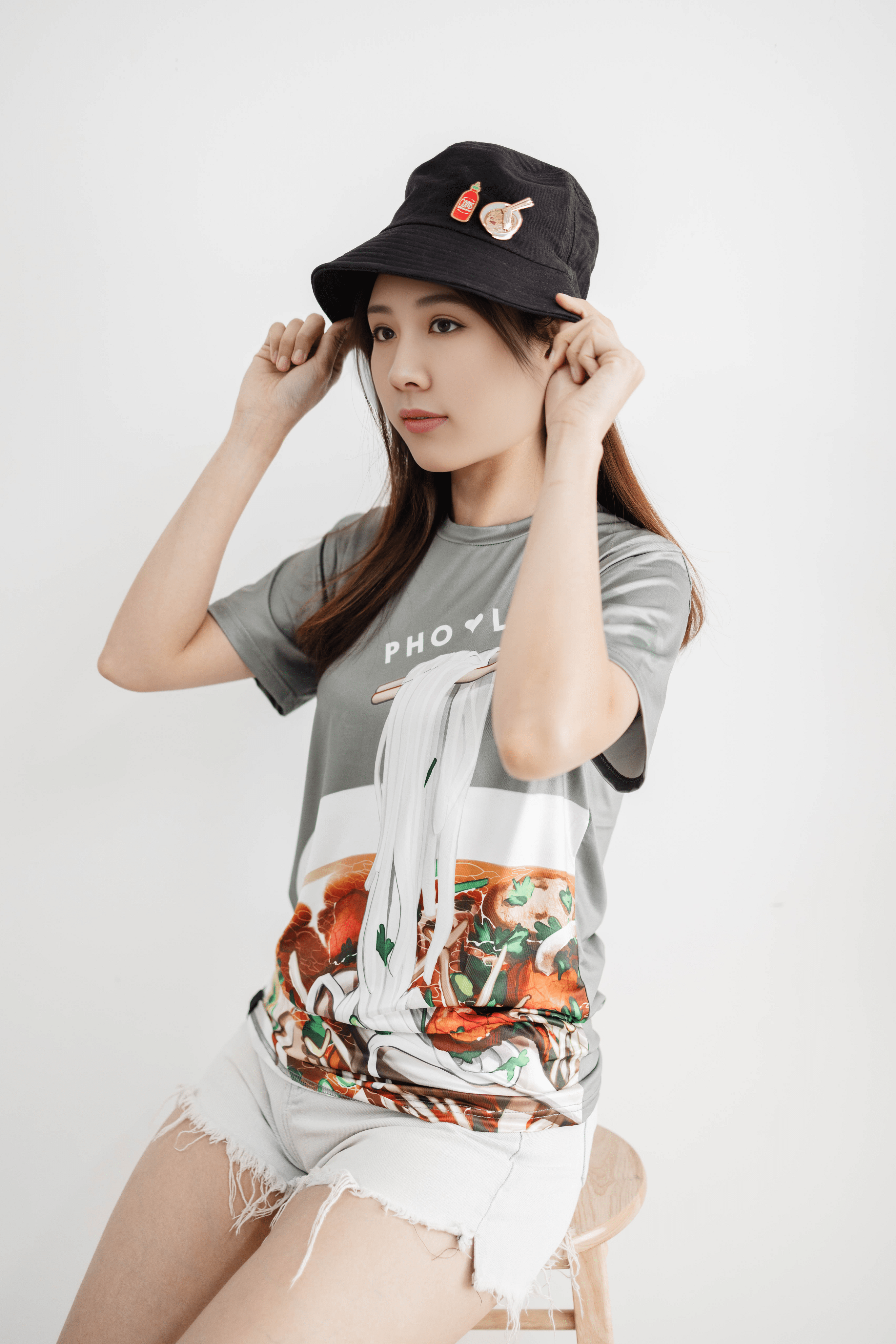 Pin Pho Interactive Sliding Enamel Pin PIN-PHO