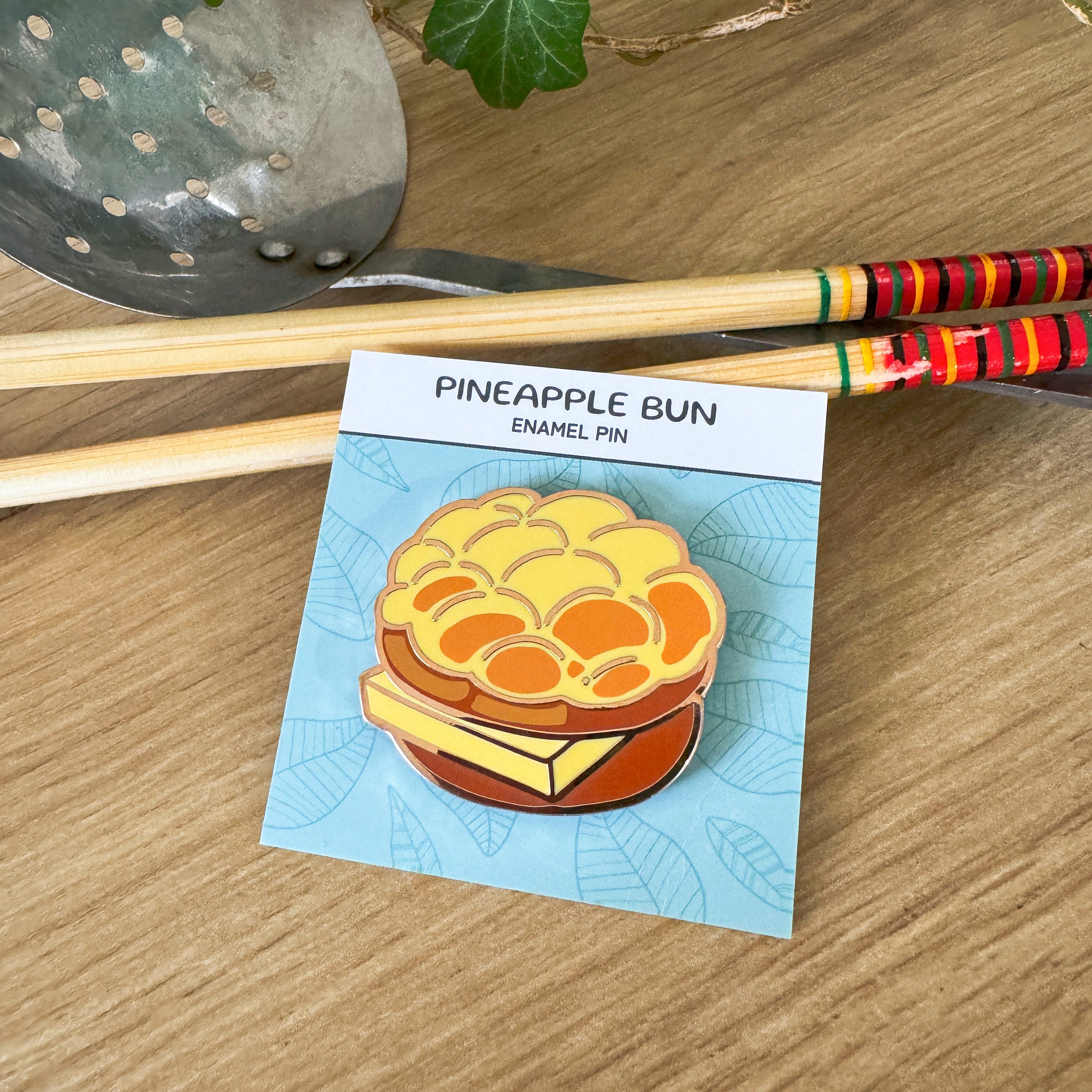 Pin Pineapple Bun Enamel Pin PIN-PINEAPPLE-BUN