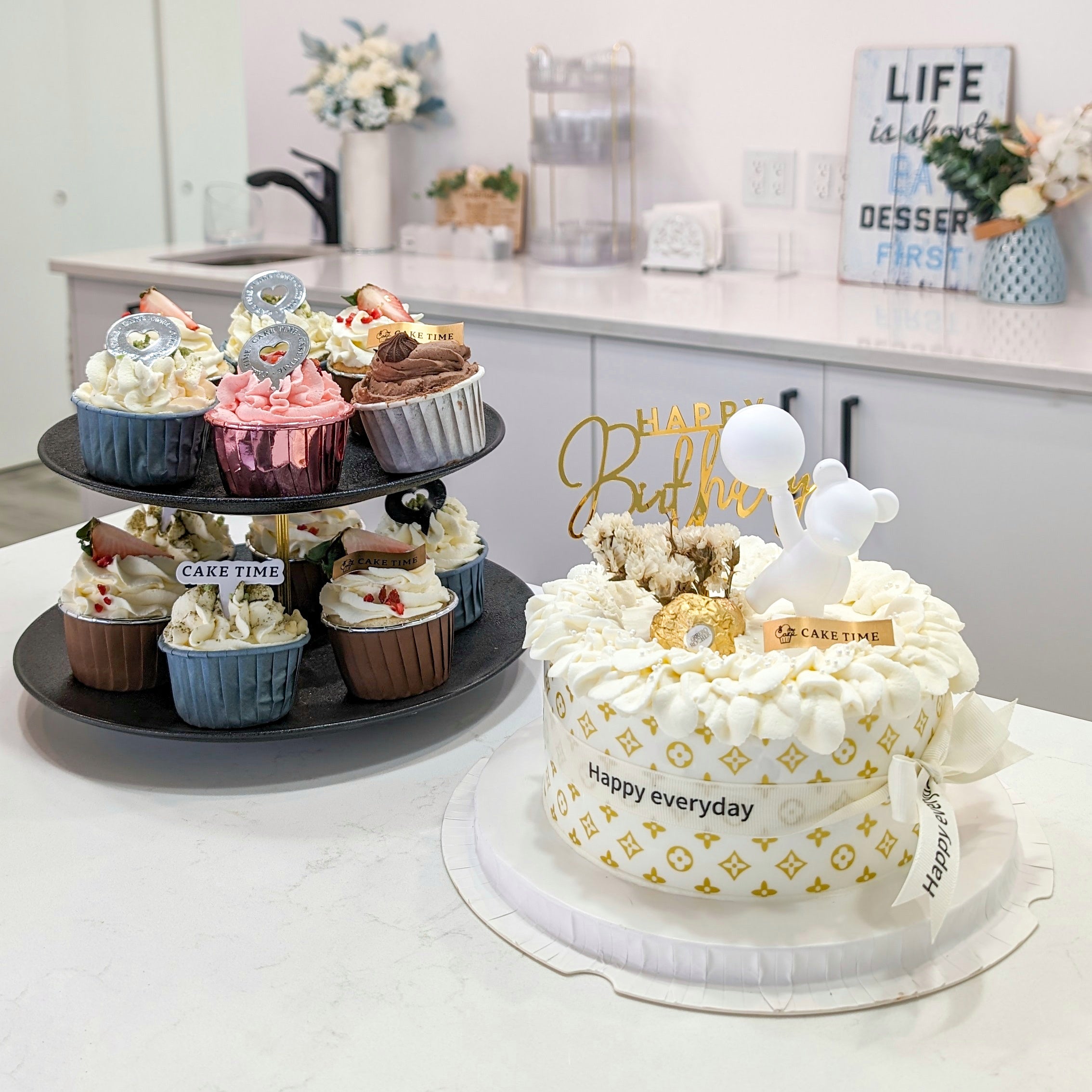 Popular Dessert and Cake Shop Sherwood Park YEG