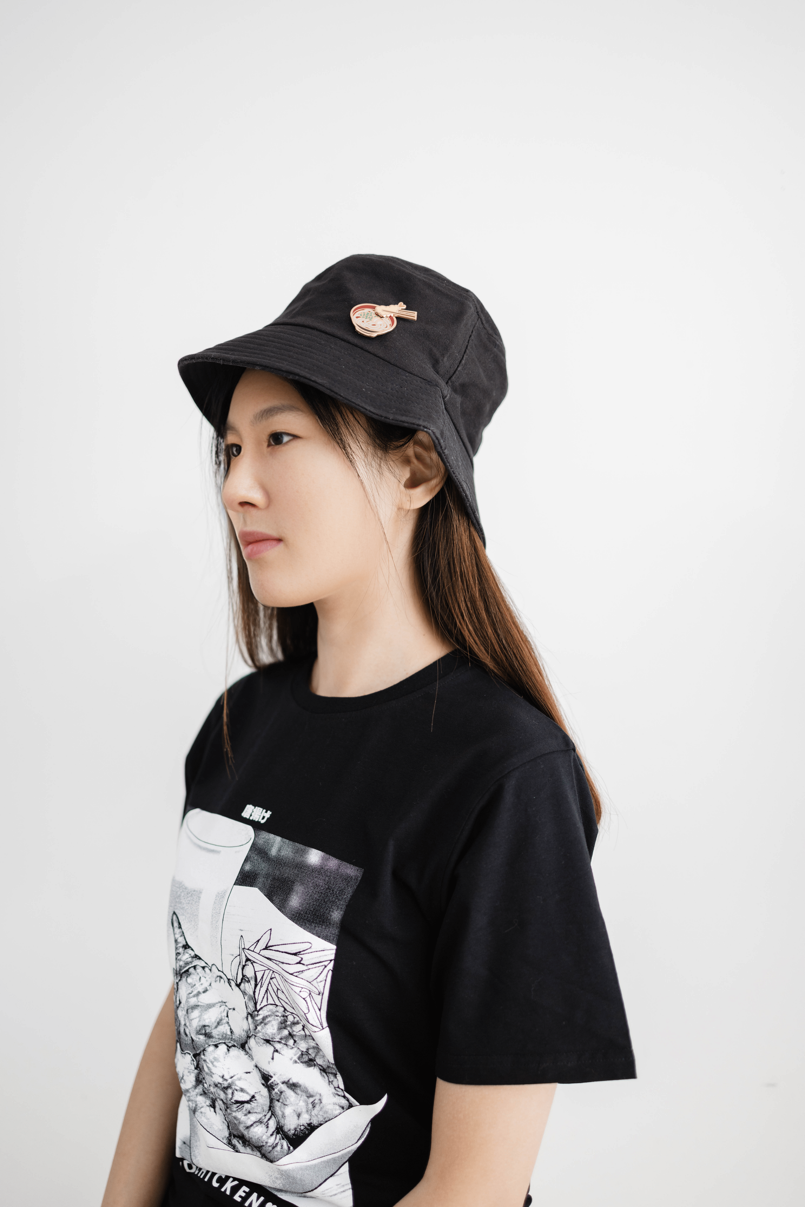 Pin Udon Interactive Sliding Enamel Pin PIN-UDON